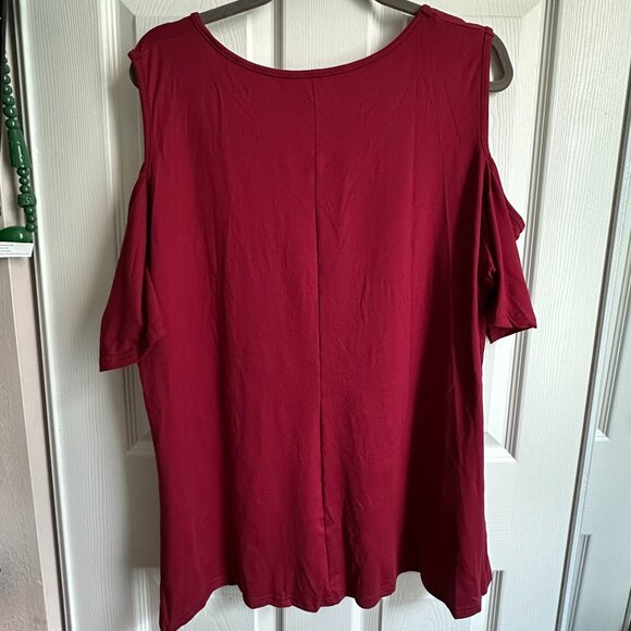 Set of 2 Cold Shoulder Short Sleeve Tops - Red and Black - Women's Plus 1x NWOT - Picture 3 of 8